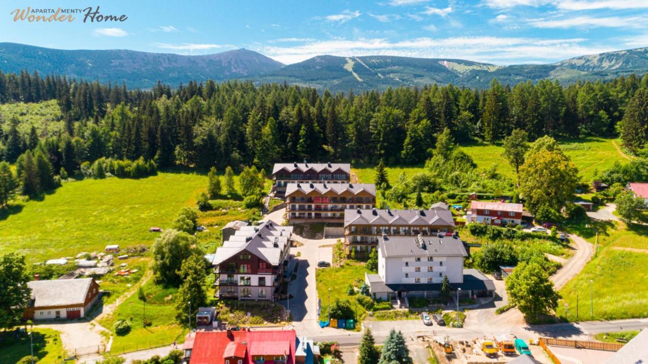 Wonder Home - Apartamenty Karpatia Resort Tuz Przy Stoku I Blisko Szlakow Turystycznych كارباش المظهر الخارجي الصورة